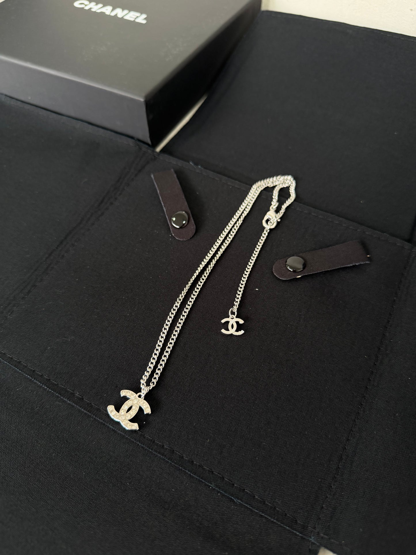 Collar CC plateado - 5468