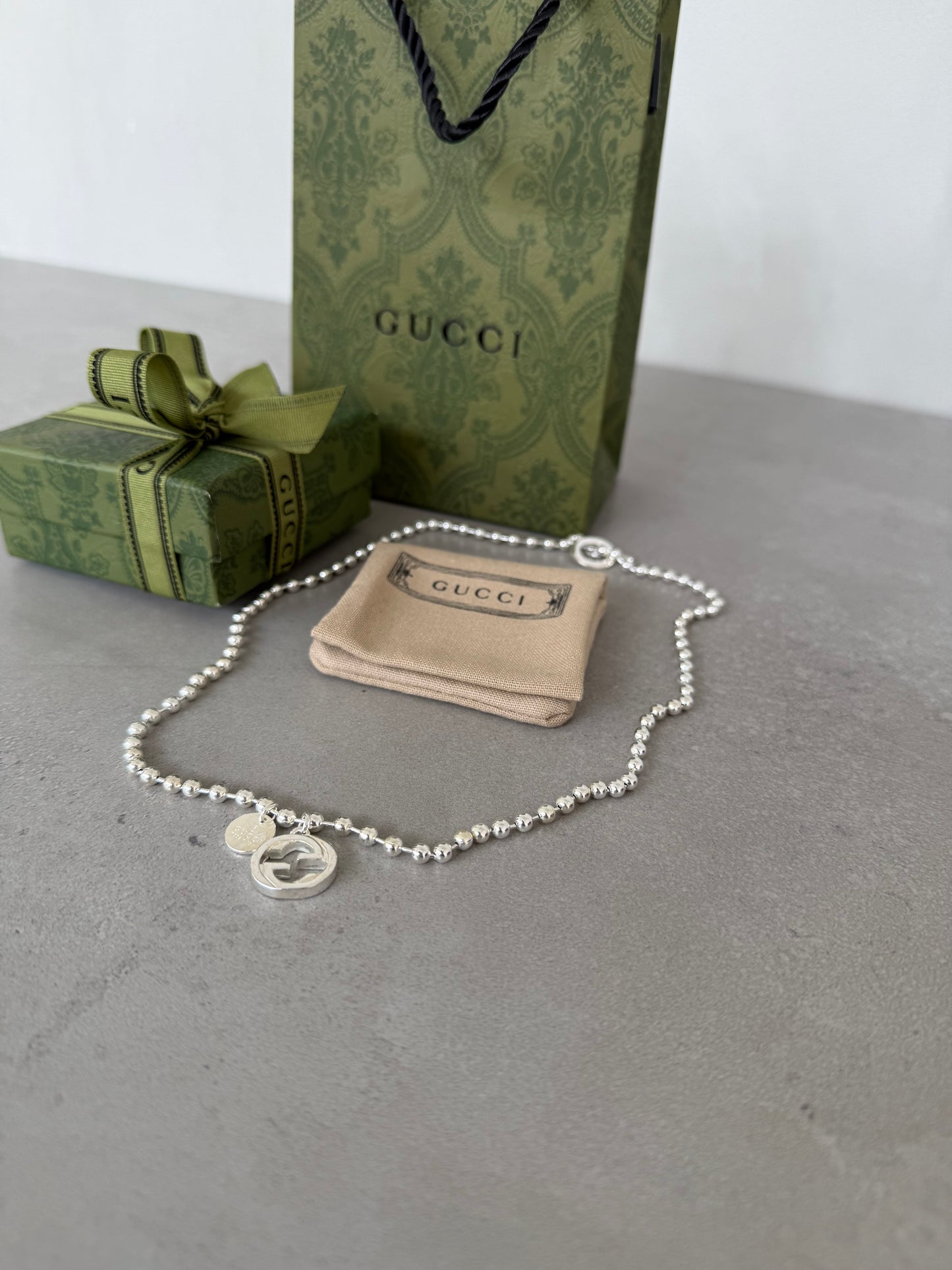 Collar GG perlas -5453