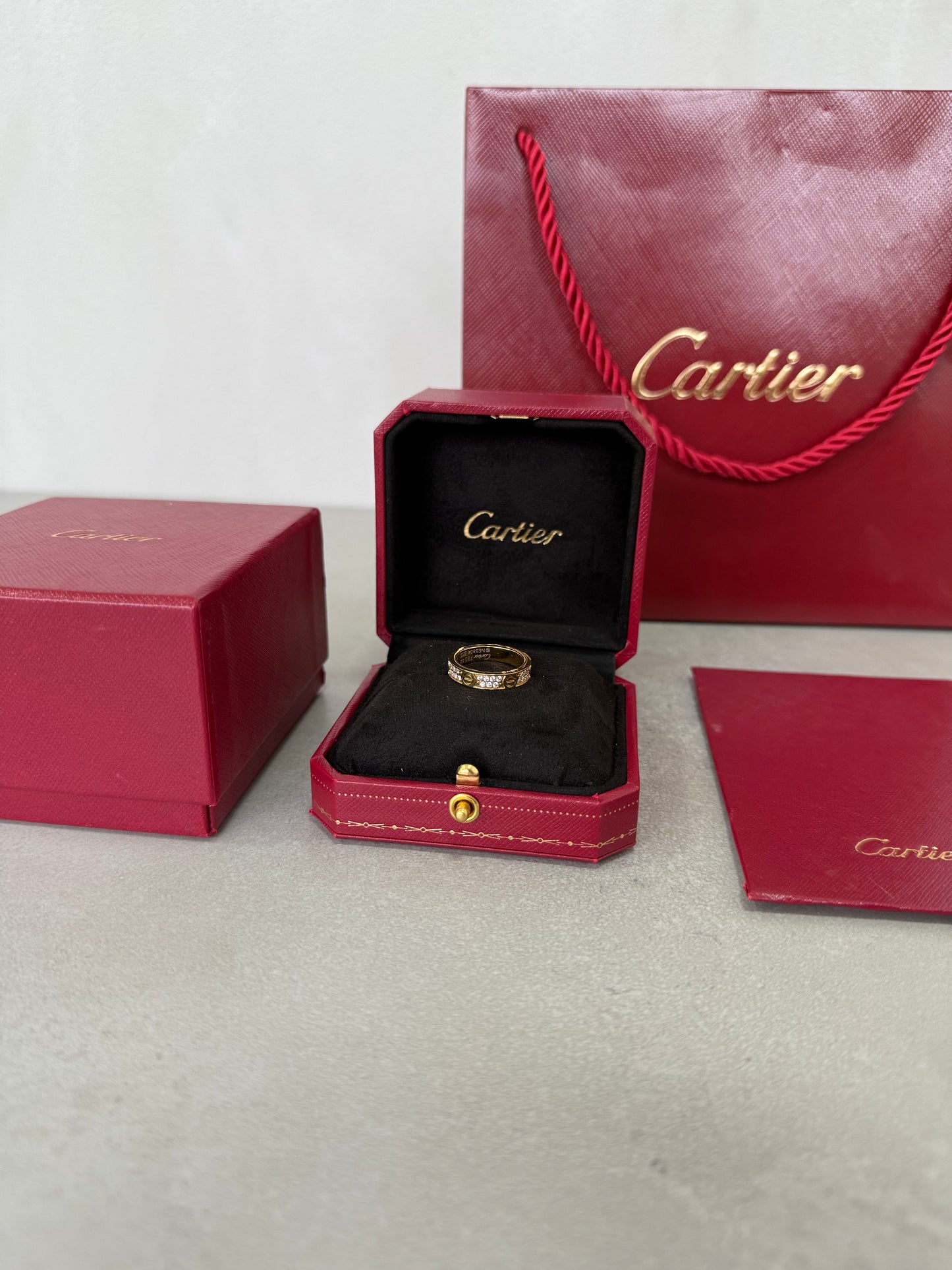 Anillo CRT LOVE RING- Delgado- Gold Zirconias -5140