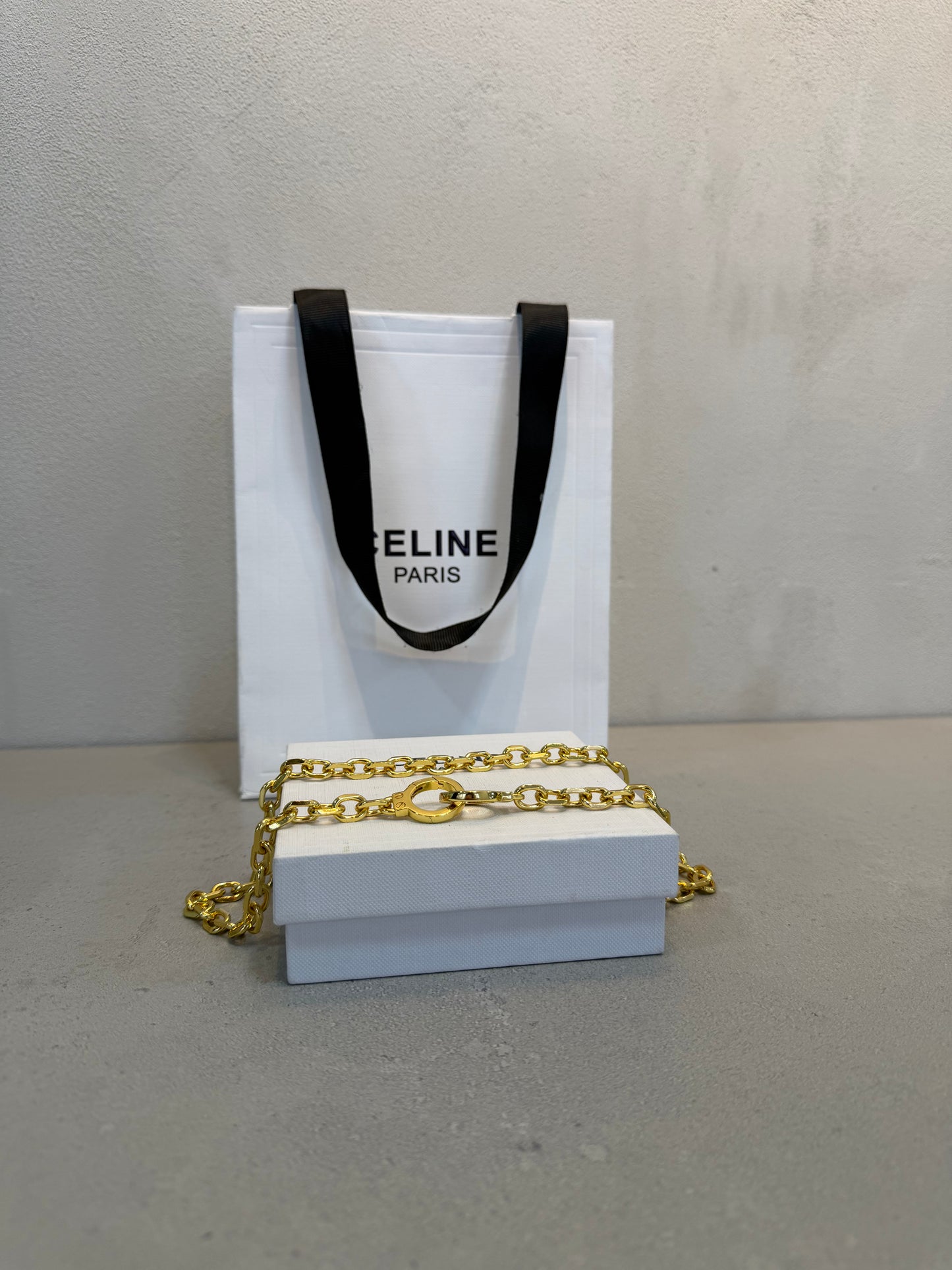 Collar CEL dorado -5287