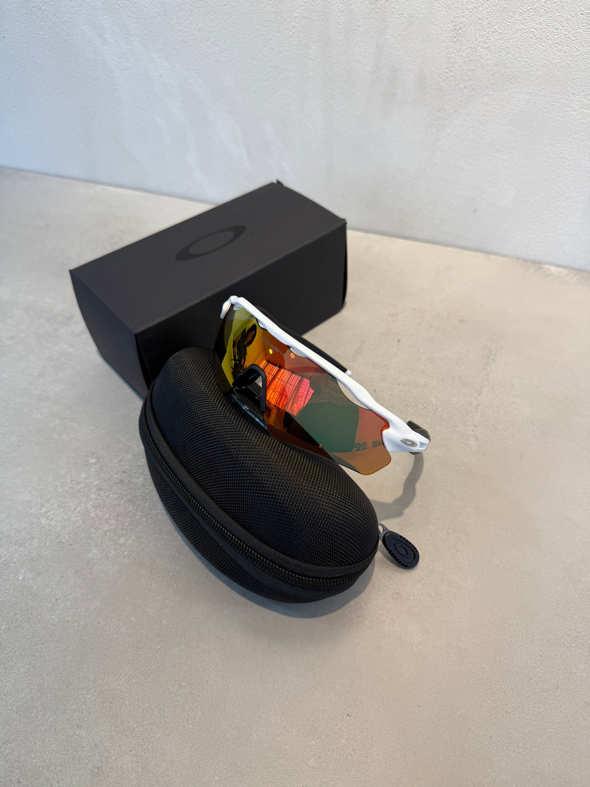 Lentes OAK blanco naranja 7195