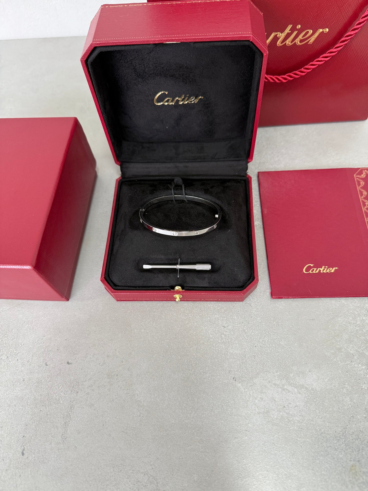 Pulsera CRT plateada