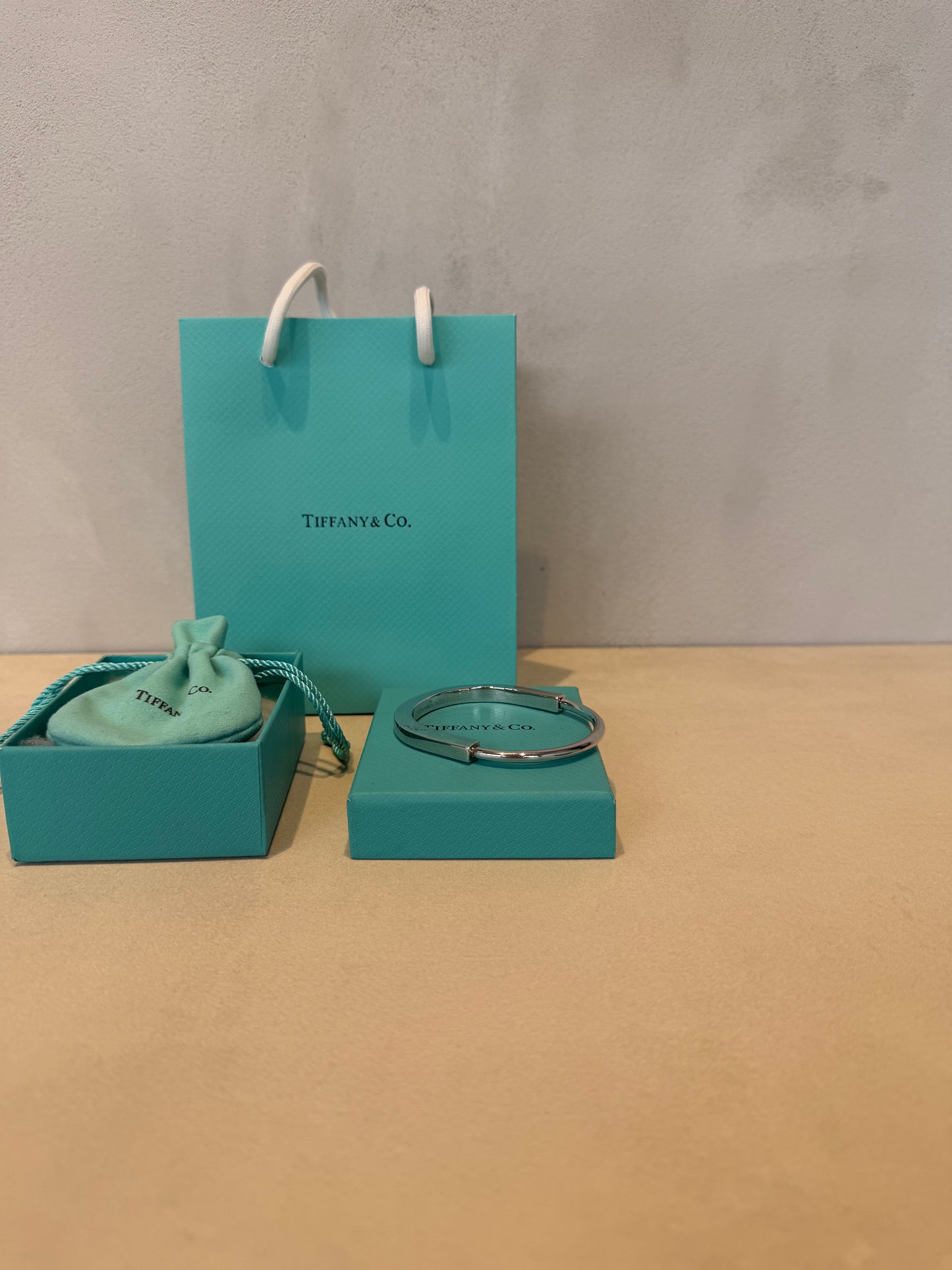 Pulsera TIF plateada PENDIENTE TALLA