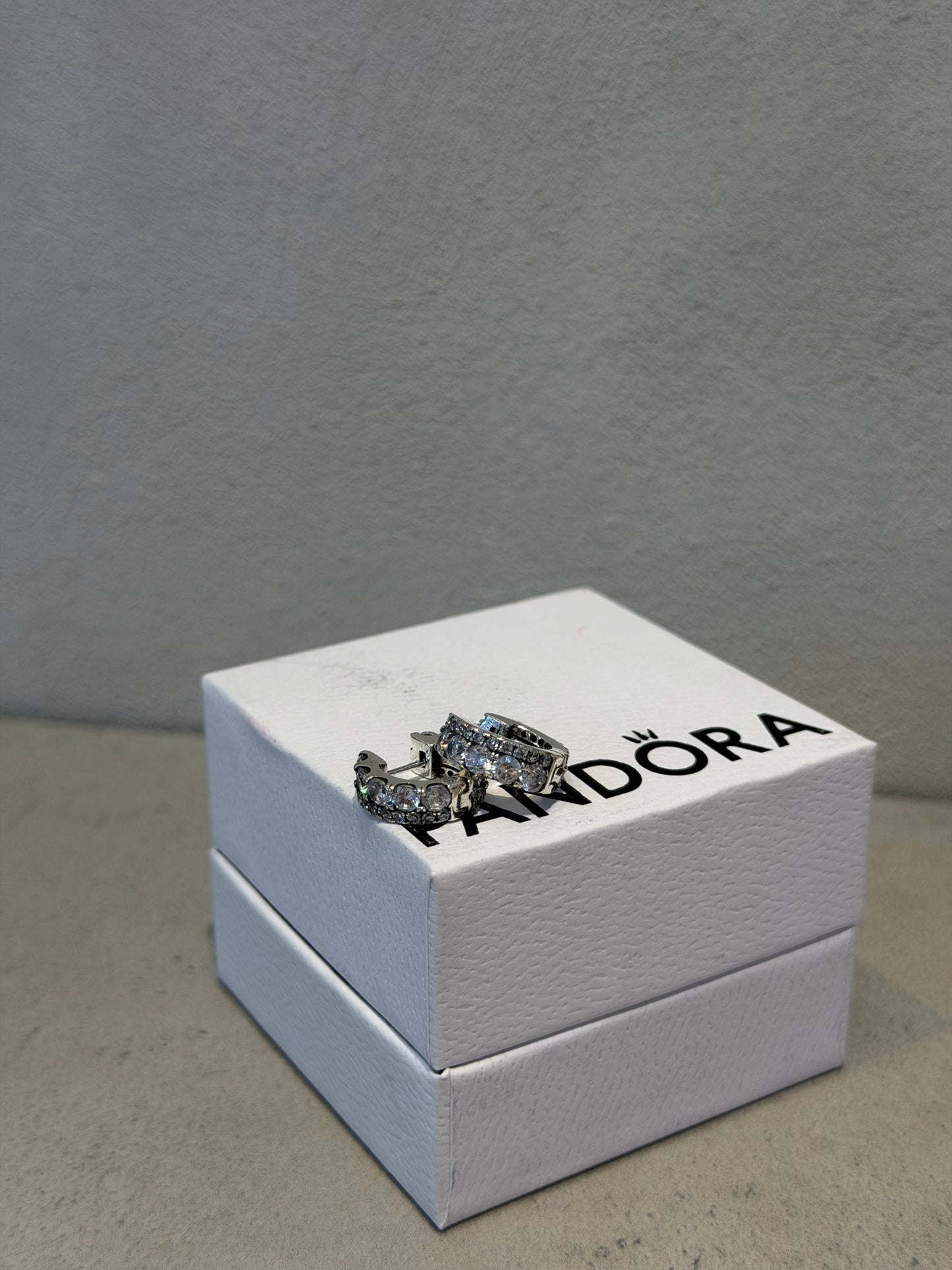 Aretes PANDORA plateados zirconias 5658