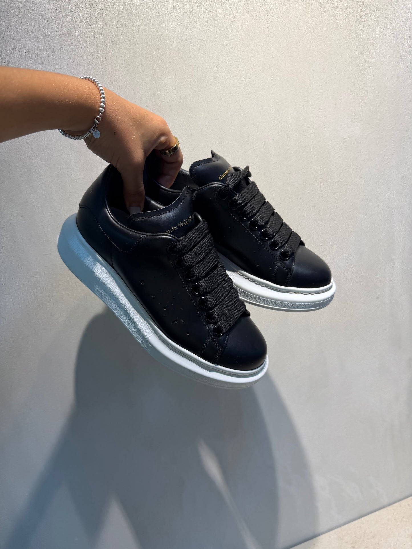 ZPT Tenis Pre-Loved Alexander Mcquen 100% originales talla 36