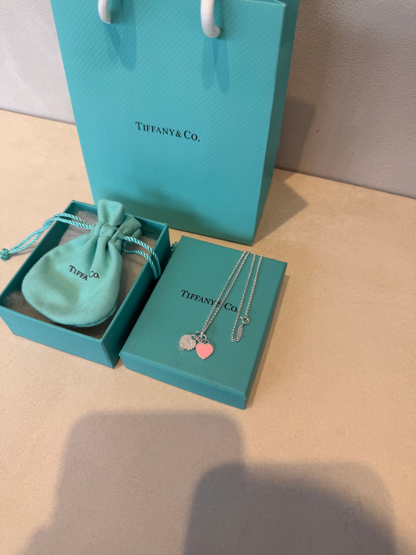 Collar TIF Corazón rosa