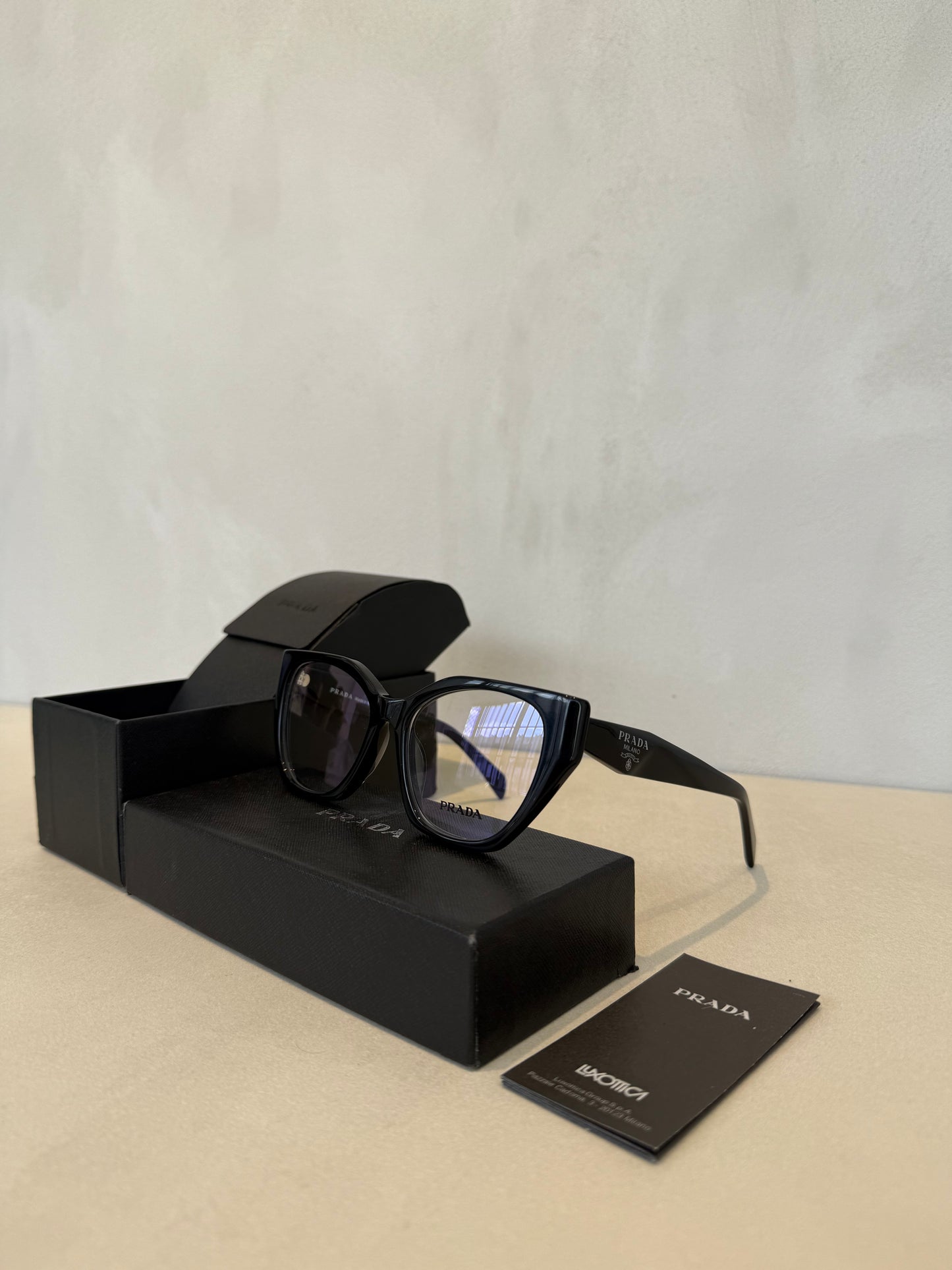 Lentes Ópticos PR18W