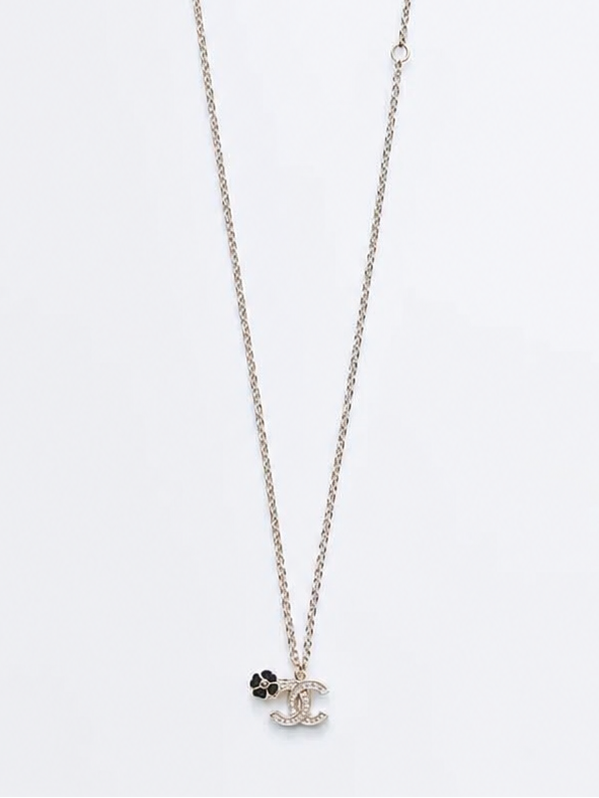 Collar CC trébol negro- 5395