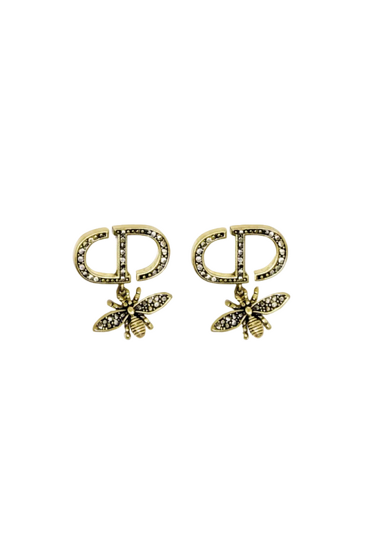 Aretes CD dorados insignia con abejita 5657