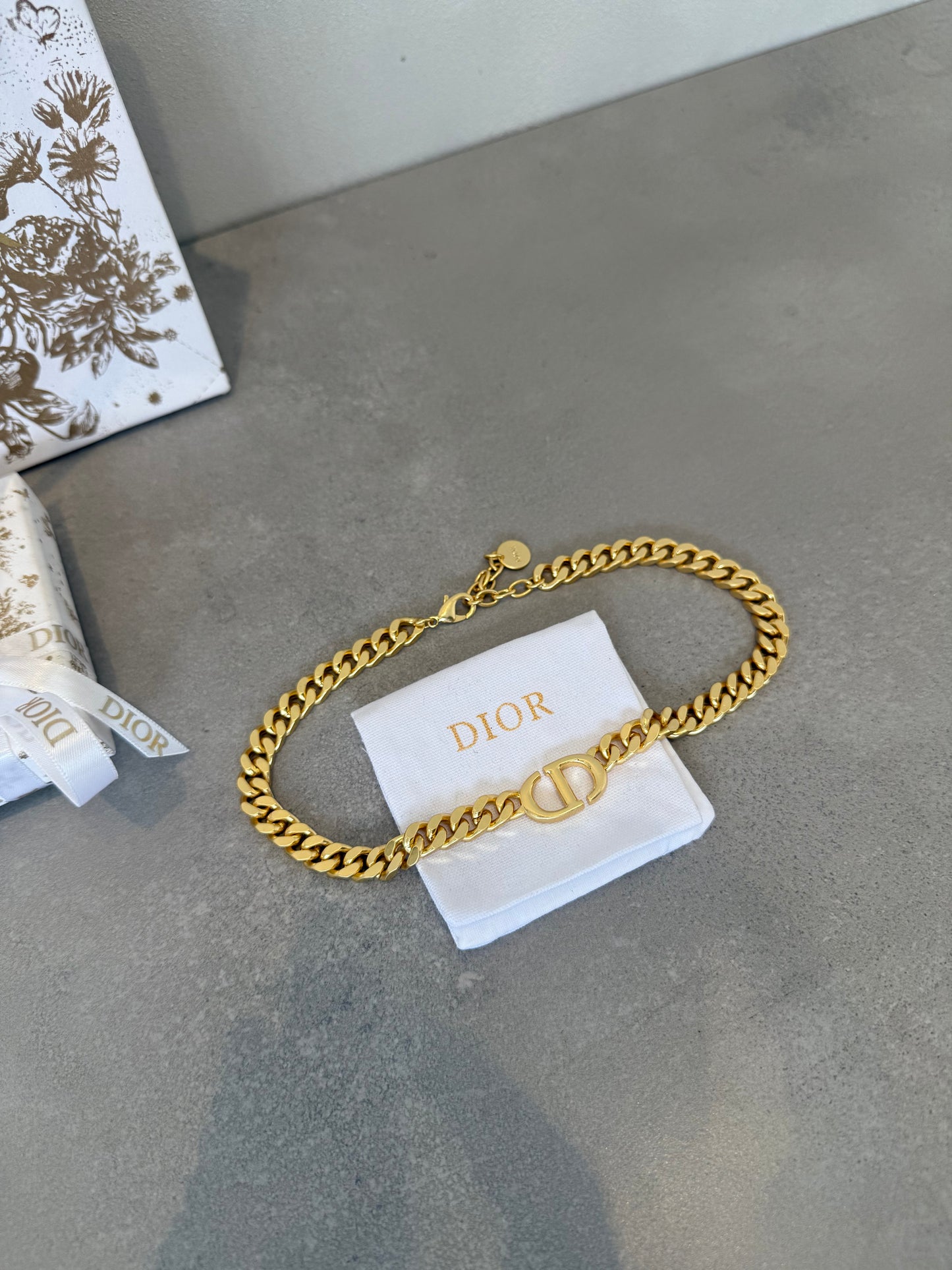 Collar CD cubana dorada