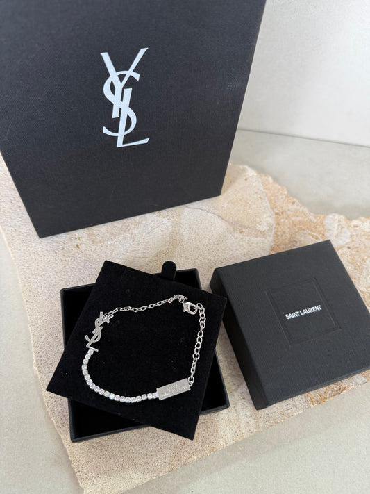 Pulsera YSL plateada con siglas
