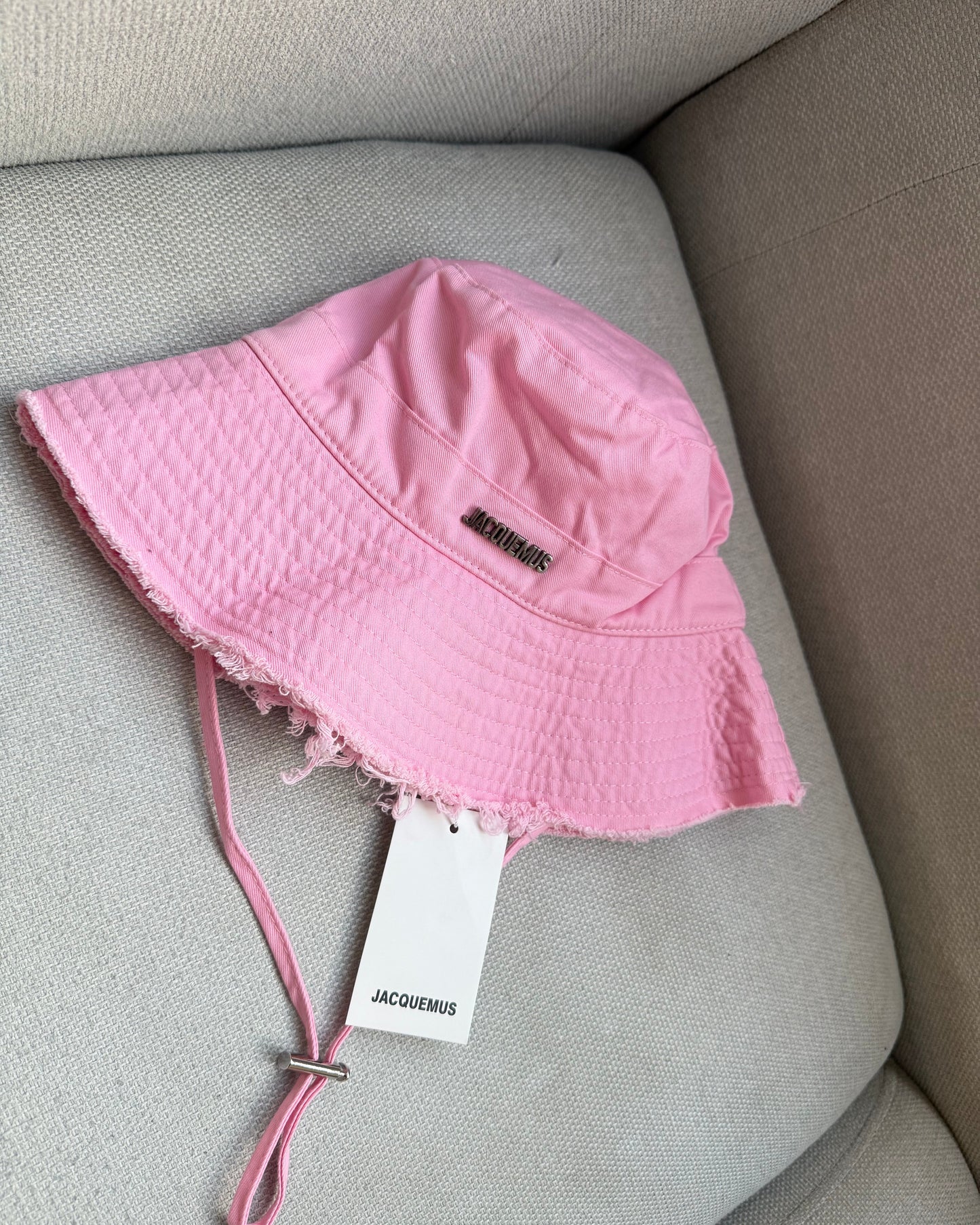 Sombrero Jacquemus rosa
