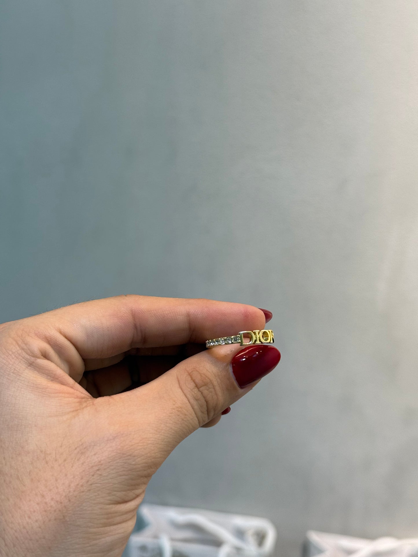 Anillo CD logo dorado