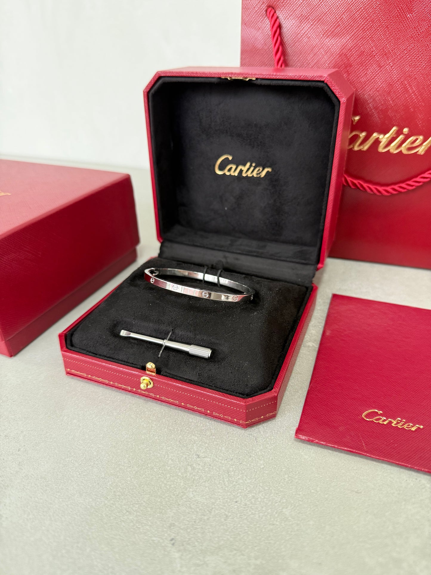 Pulsera CRT plateada