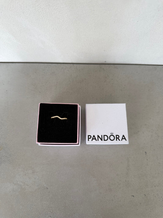 Anillo pandora dorado con zirconias -5254