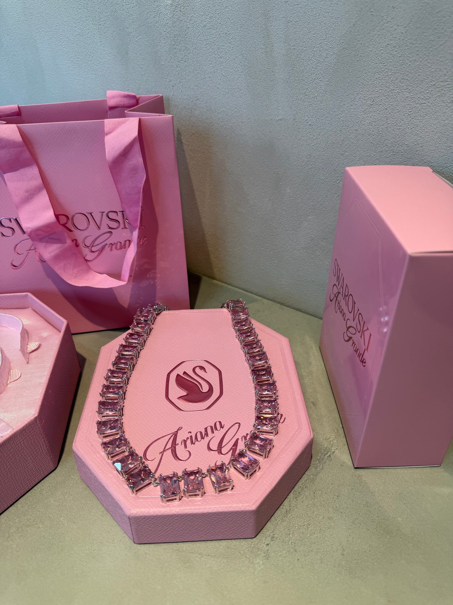 Collar SW rosa 5686