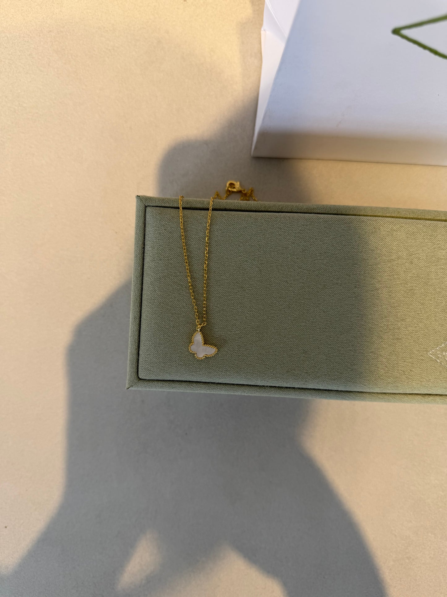 Collar VCA mariposa pequeña