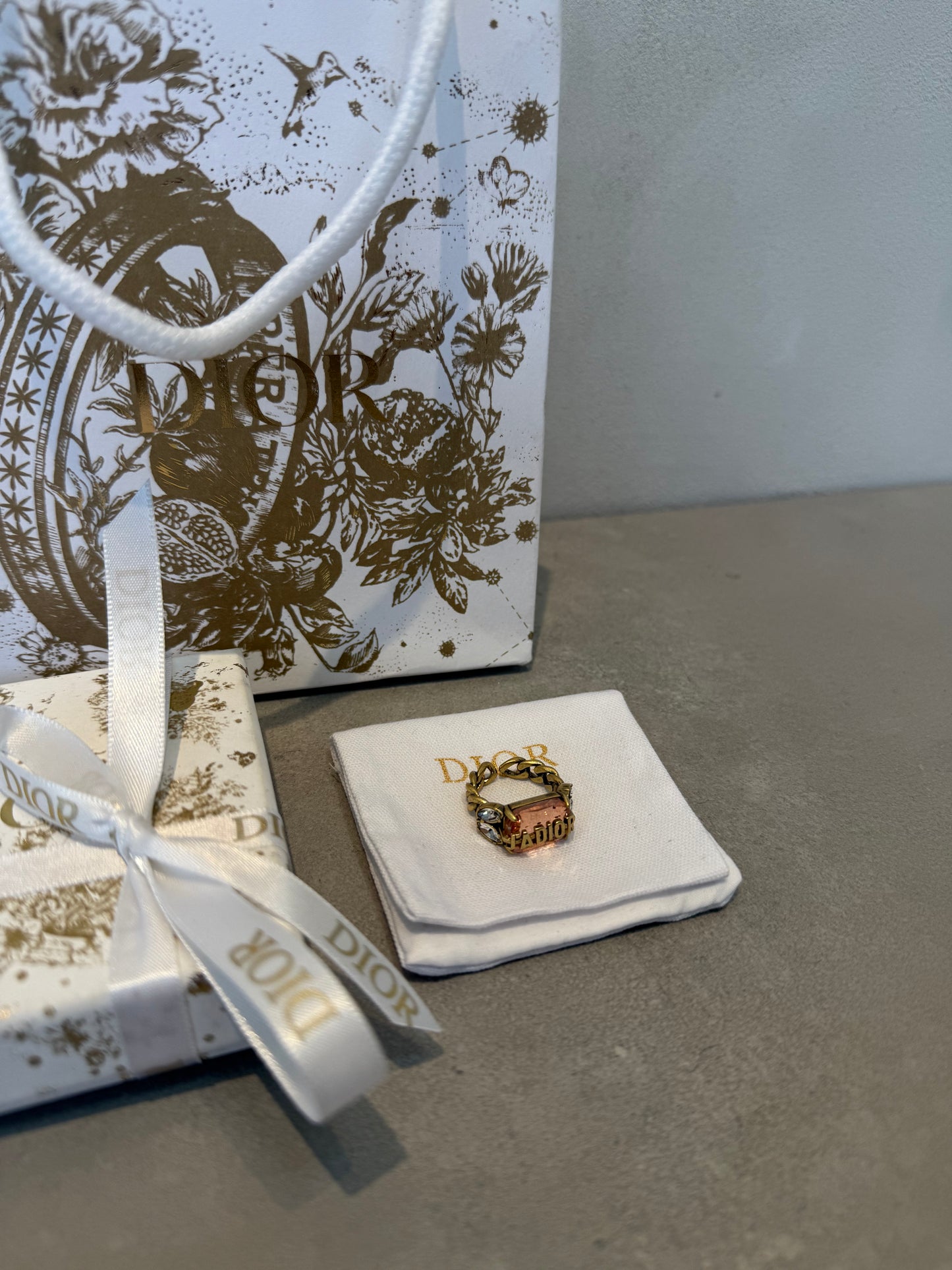 Aretes CD gema TALLA PENDIENTE