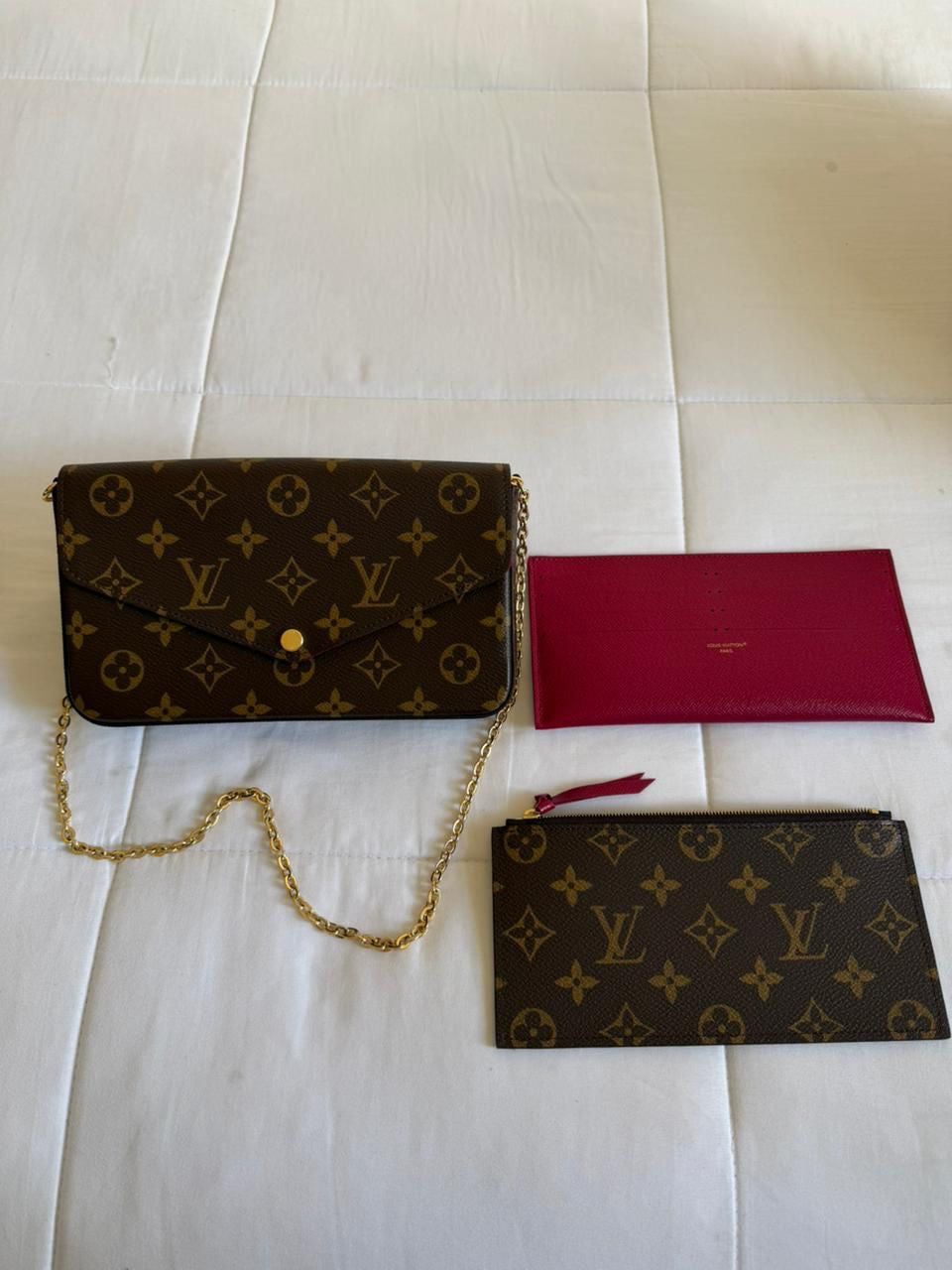 Cartera LV
