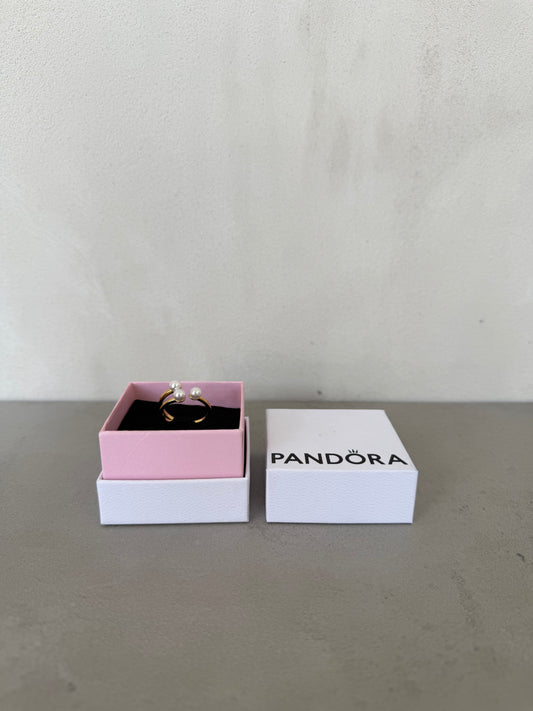 Anillo Pandora dorado con perlas -5253