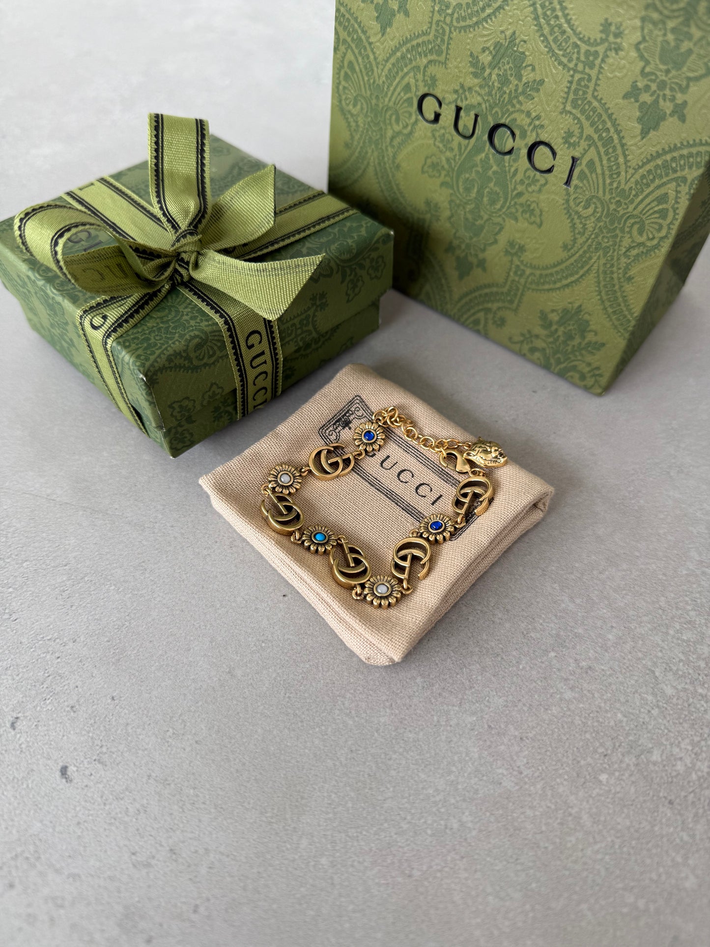 Pulsera GG dorada - 4554