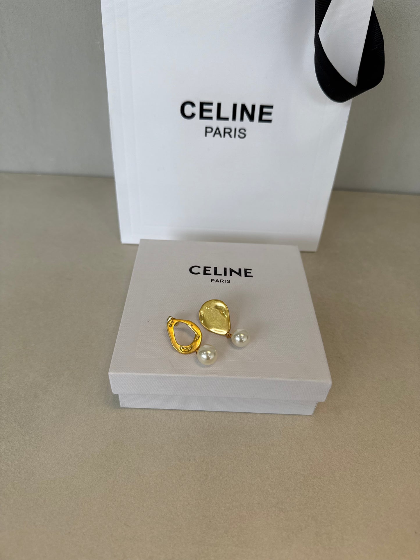 Arete CEL dorado con perla - 5485