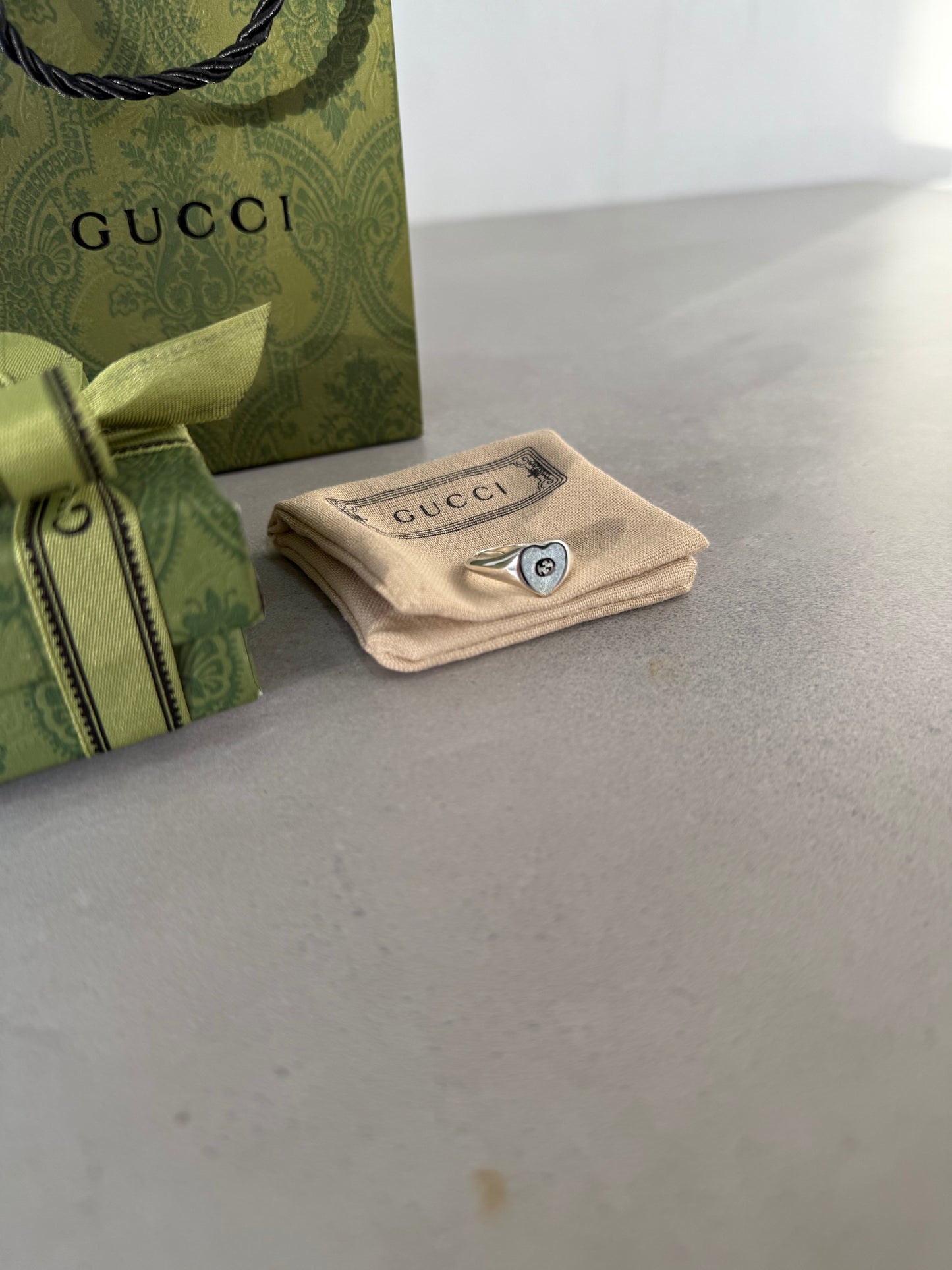 Anillo GG corazón turquesa