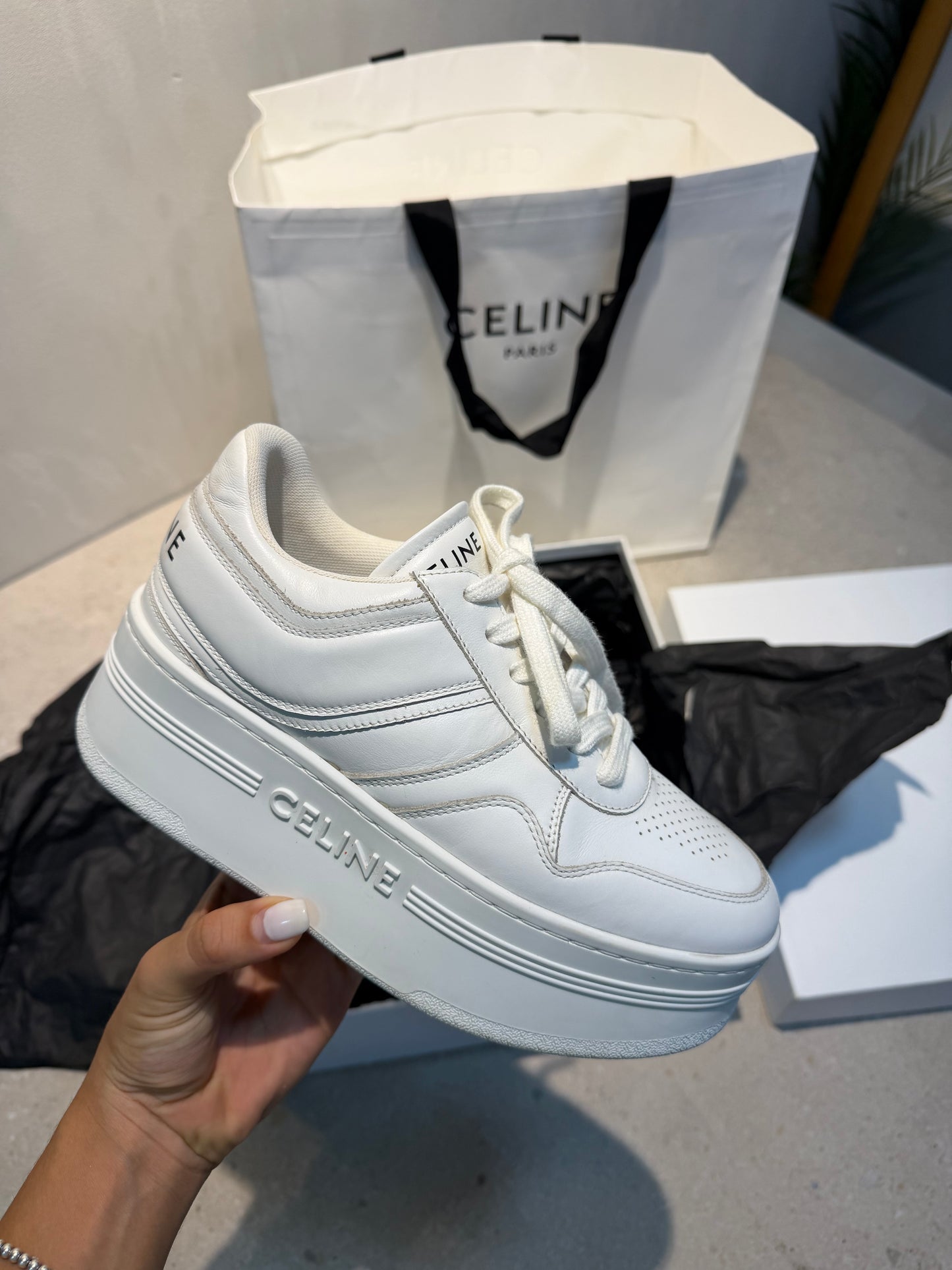 ZPT Tenis Pre-Loved Celine 100% originales talla 36 - 5431