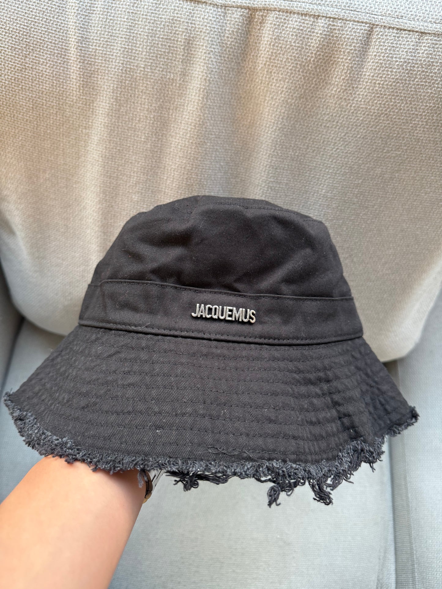 Sombrero Jacquemus negro
