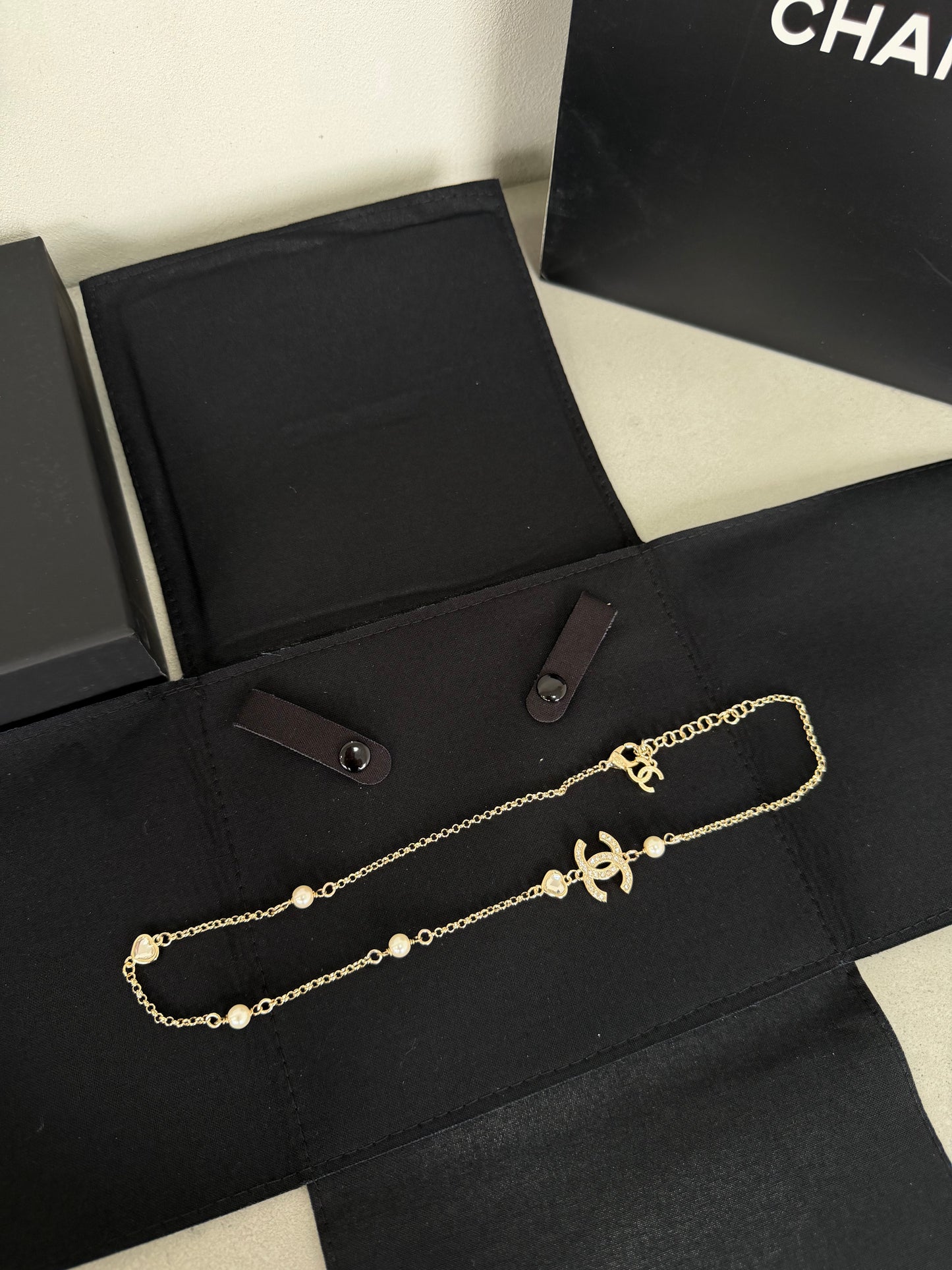 Collar CC dorado - 5467