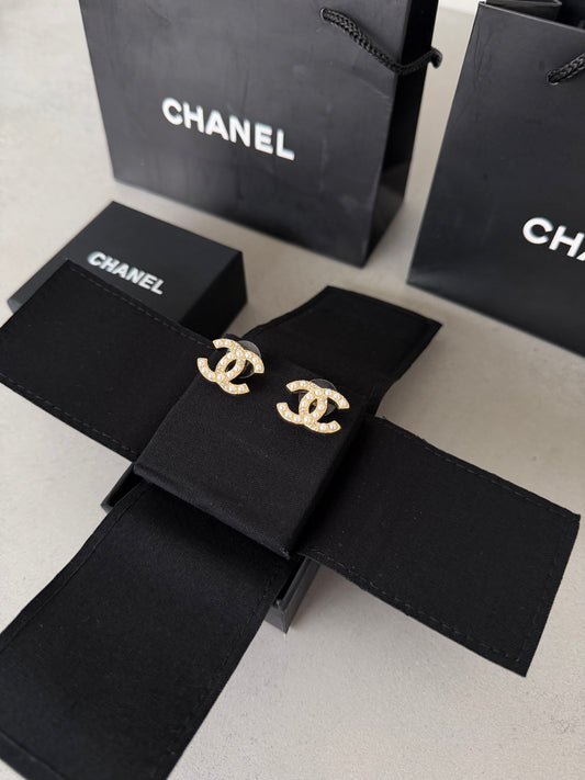 Aretes CC perlas y diamantes