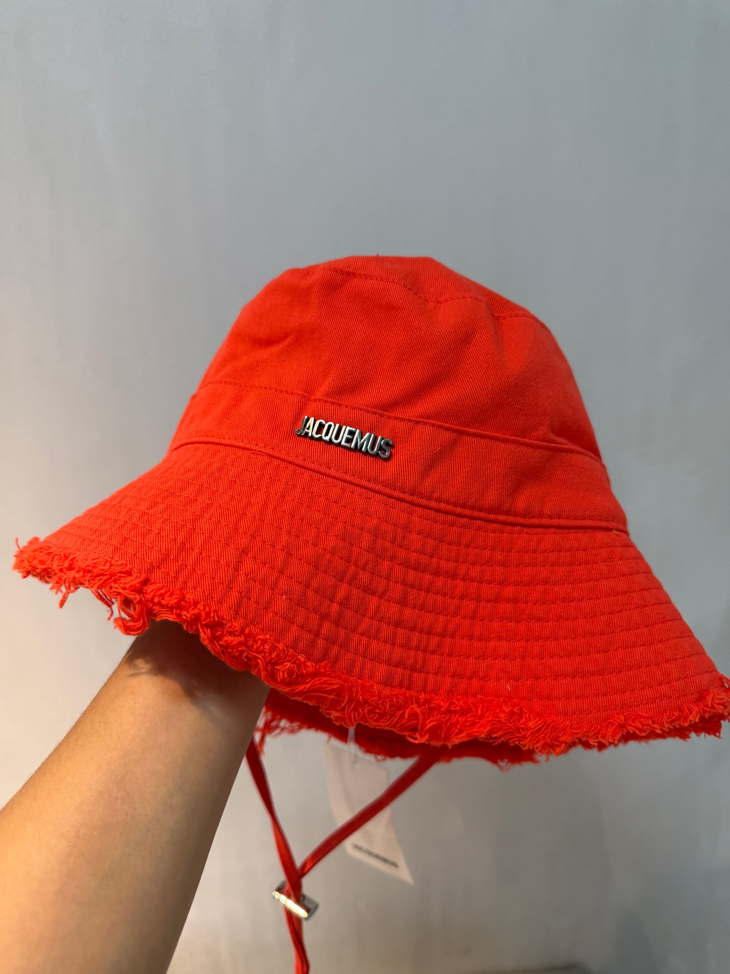 Sombrero Jacquemus rojo -5341