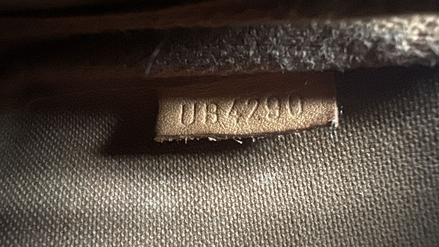 Bolso Pre-Loved mini pochette.