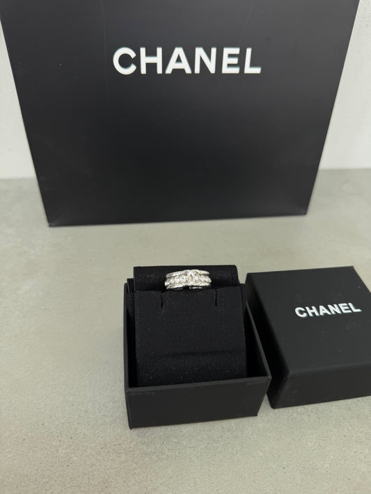 Anillo CC dorado diamantes  - 5470