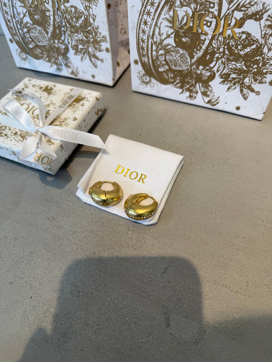 Aretes CD Argollas doradas