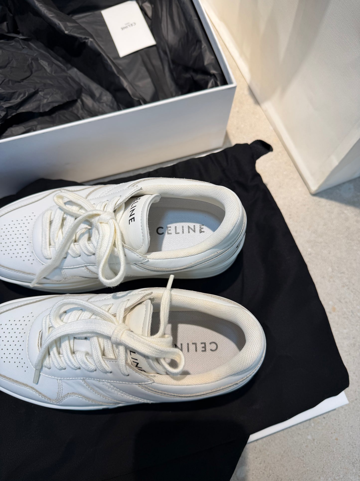 ZPT Tenis Pre-Loved Celine 100% originales talla 36 - 5431