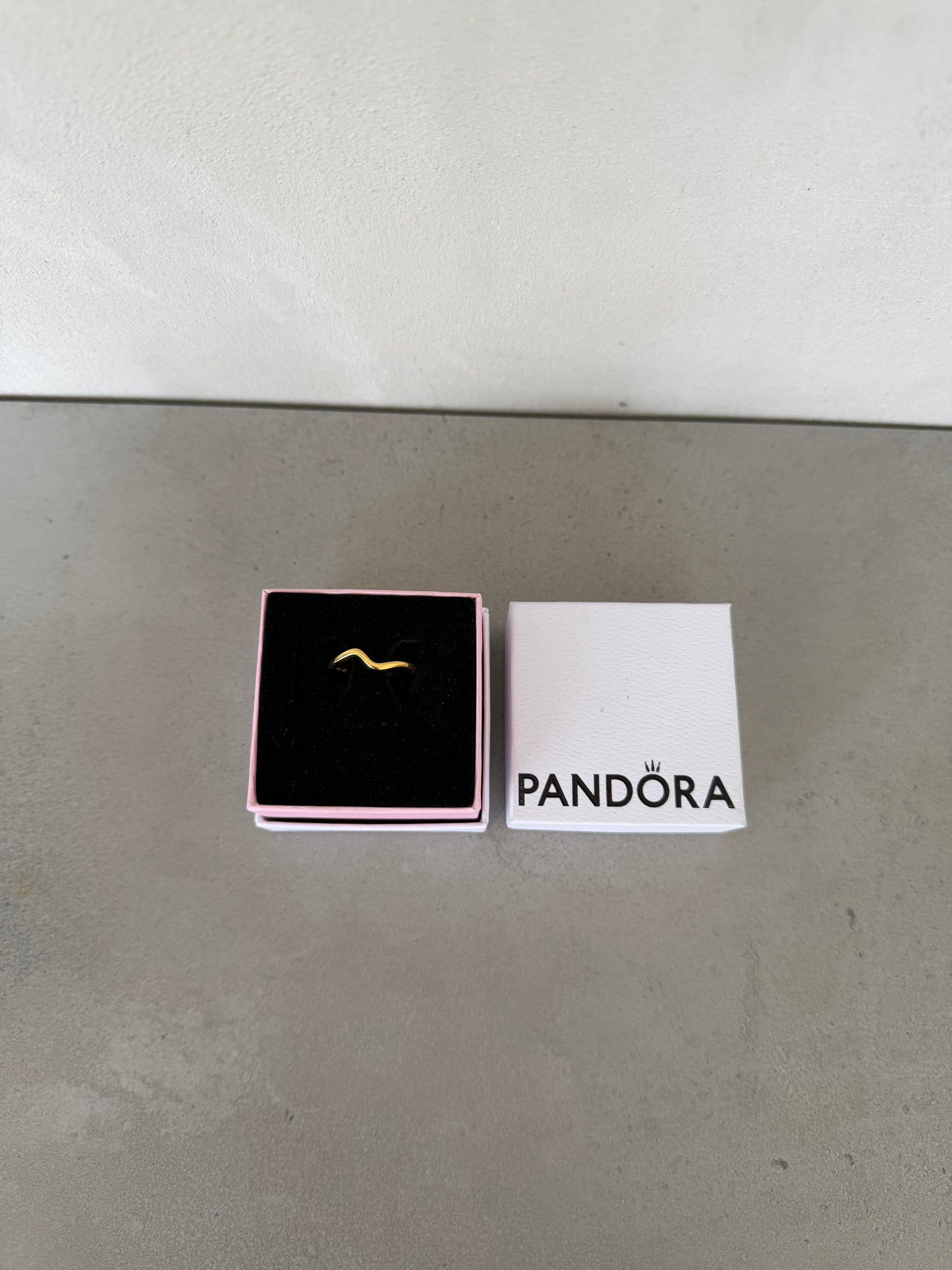 Anillo PAND dorado wave -5257