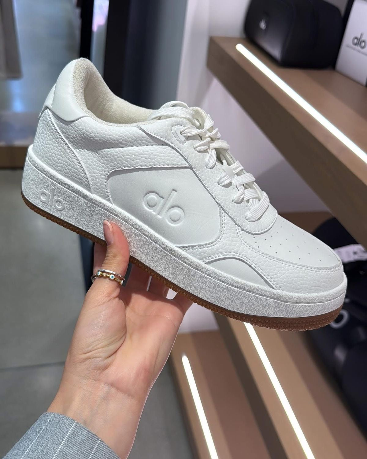 ZPT Tenis Pre-Loved Alo 100% originales talla 36 - 5430