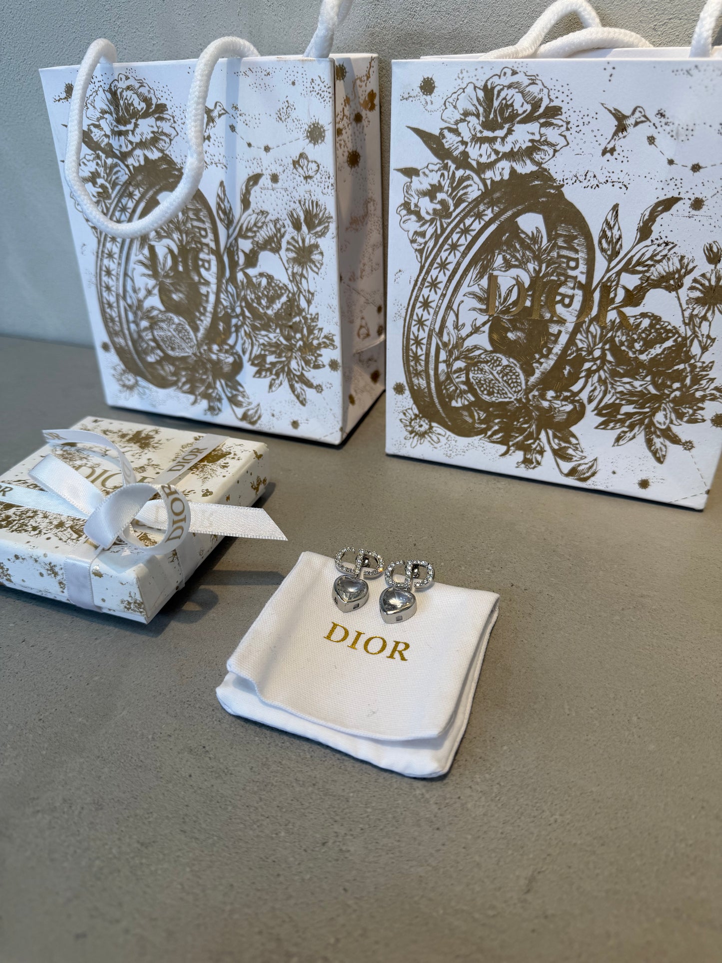 Aretes CD gema corazon