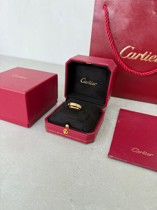 Anillo CRT LOVE RING- Delgado- Gold Zirconias