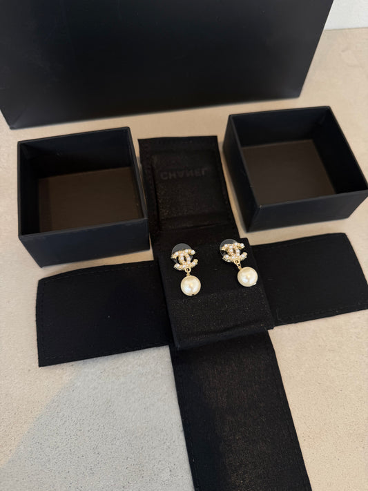 Aretes CC perla - 5390