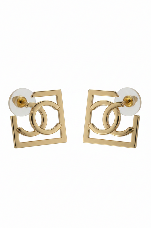 Aretes CC logo dorado en marco geométrico -5099