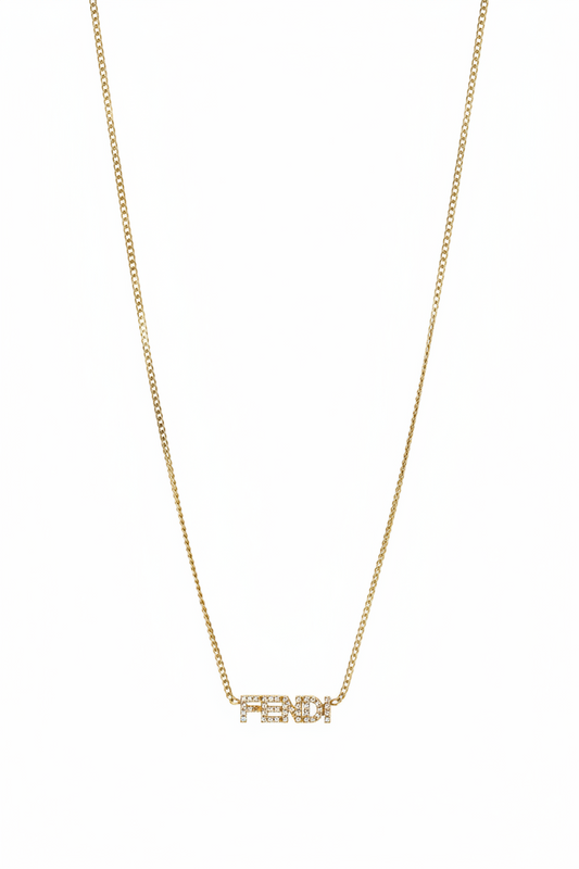 Collar Fend dorado con incrustaciones brillantes en el nombre -5366